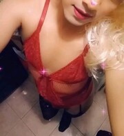 NENA TV SUMISA EN BUSCA DE RICOS HOMBRES PARA COMPLACER - FOTO 9