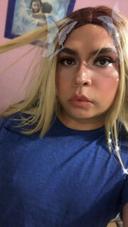 DANNA SUMISA Y COMPLACIENTE DEJA DE PAGAR POR CHICAS QUE NO LLEGARÁN - FOTO 8