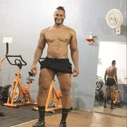 ATLETICO HOMBRE MORENO DISPUESTO PARA BRINDARTE AMOR COMPRENSION - FOTO 7