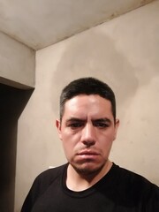 SOY MUY CALIENTE Y ME GUSTA MUCHO LAS MUJERES MADURAS. - FOTO 2