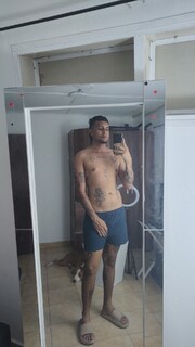UNIVERSITARIO BISEX VERSATIL 20CM TATUADO BIEN CALIENTE PARA TI - FOTO 3