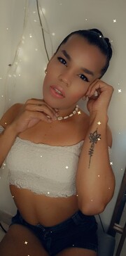 CHICA MORENA BAJITA DE PENSAMIENTOS ABIERTOS DISPUESTA A COMPLACER TODOS TUS SUE - FOTO 4