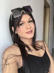 RECIÉN LLEGADA A LA CIUDAD LLEGO LA CHICA MAS CALIENTE Y SEXY DE LA CIUDAD - FOTO 5