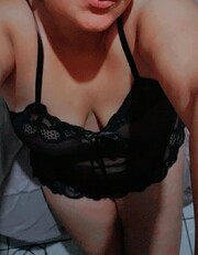 PENÉLOPE SABROSA MAMACITA NUEVA EN EL AMBIENTE SOY MUY APRETADITA VER ROMPE MI C - FOTO 5