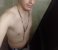 JOVEN DE 27 AÑOS NUEVO EN ESTO CON GANAS DE CONOCER PERSONAS Y COMPLACER - FOTO 3