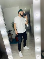 MÁXIMO (SCORT COMPLACIENTE NUEVO EN LA CIUDAD). - FOTO 4