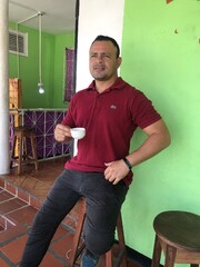 HAY QUE DARLE VIDA AL MUNDO, ME MANTENGO ACTIVO CON LOS OJOS ABIERTOS - FOTO 8