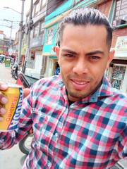 CABALLERO SE OFRECE COMO COMPAÑÍA PARA DAMAS - FOTO 7