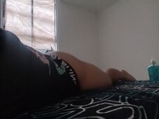 CHICO DISPUESTO A COMPLACER TUS FETTICHES - FOTO 1