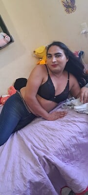 SOY UNA CHICA TRANS LISTA PARA CUMPLIR TUS FANTASÍAS SEXUELES BB - FOTO 1