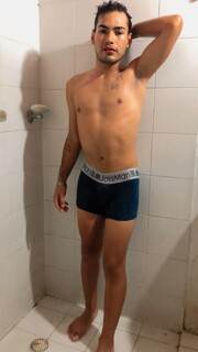 NUEVO EN CALI CHICO VERSÁTIL MUY COMPLACIENTE RICO POLLO DE 20 AÑOS - FOTO 2