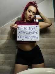 HERMOSA PELI ROJA DE PIEL BLANCA CON GRANDES CADERAS DISPUESTA A COMPLACERTE - FOTO 7