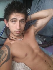 CRISTOPHER.... JOVEN ESTUDIANTE, VIRIL, FOGOSO Y MUY CACHONDO - FOTO 7