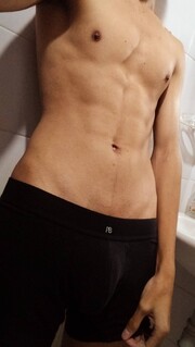 JOVEN DESCOMPLICADO, VERGON DISPONIBLE Y DISPUESTO A TODO - FOTO 5