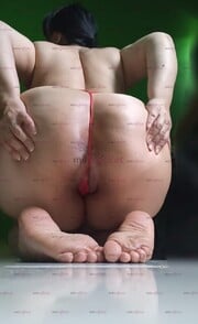 MADURA DISPONIBLE DISPUESTA A COMPLACERLO MORBO CARICOAS BESOS - FOTO 2