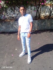 HOLA SOY ANYERSON CHICO VENEZOLANO NUEVO EN LA CIUDAD MORBOSO CALIENTE Y MUY LEC - FOTO 2