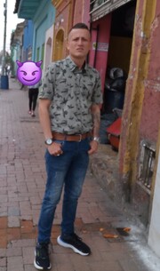 JOVEN LLANERO DE MENTE ABIERTA BIEN DOTADO DISPUESTO A COMPLACER TUS FANTASIAS - FOTO 2