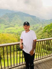 MORENO SERIO DE PASO POR PEREIRA HÁBLAME O LLÁMAME - FOTO 9