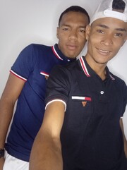 HOLA SOY MATHIAS Y MI COMPAÑERO ANYERSON ESTAMOS AQUÍ PARA COMPLACERTE - FOTO 8