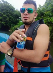 JOVEN ATRACTIVO BIEN DOTADO CON LA SUFICIENTE EXPERIENCIAS PARA SATISFACERLAS - FOTO 5