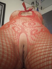 MUJER MADURA Y VOLUPTUOSA, CON GANAS DE SEXO DESENFRENADO - FOTO 6