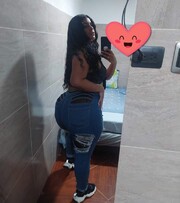 ALANA LA QUE TE ENCIENDE LA LLAMA Y LUEGO TE LA APAGA Y TE LA CHUPA - FOTO 5