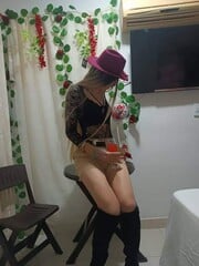 VEN ESTOY SOLA CON GANAS DE MUCHO SEXO COGEME TE COGO 23 CM LECHERA - FOTO 4
