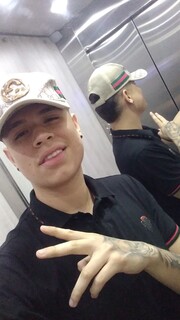 POLLO MASAJISTA DISPUESTO A COMPLACERTE CON UN DELICIOSO MASAJE EROTICO - FOTO 4