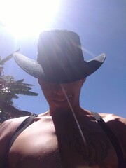 RUBIO SEXY DISPUESTO A COMPLACERTE, ATREVIDO AGUANTADOR Y LECHERO - FOTO 3