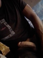 SOY MANUEL UN CHICO DISPUESTO A COMPLACERTE EN TUS FANTASÍAS - FOTO 2