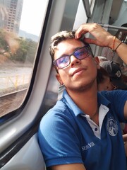 CALEÑO VERSÁTIL JOVEN DISPUESTO A COMPLACER HOMBRE DE 25 EN ADELANTE - FOTO 1