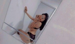 CHICA SUPER CALIENTE Y APRETADITA, DE MENTE ABIERTA CON GANAS DE COGER EN TODAS - FOTO 6