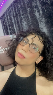 LINDA TRANS MORENITA DE CARA ANGELICAL Y CON ALGO EXTRA PARA DISFRUTAR - FOTO 7