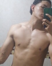 SOY JHOSTIN CHICO DE 18 AÑOS QUE LE ENCANTA EL SEXO MI VERGA MIDE 17CM QUIERES? - FOTO 9