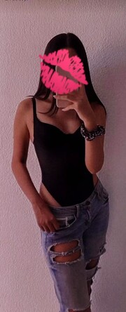 SOY SUPER BUENA ONDA Y MUY CACHONDA ABY FALQUITA SÚPER APRETADITA - FOTO 9