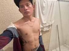 JOVEN ATRACTIVO Y COMPLACIENTE EN TODO, BUENA VERGA PARA T - FOTO 3
