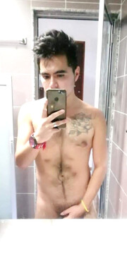 MUCHACHO ACTIVO COMPLACIENTE Y BASTANTE ARDIENTE - FOTO 8