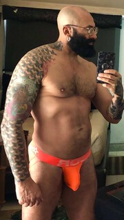 BARBUDO TATUADO VELLUDO GYM SIEMPRE DISPONIBLE - FOTO 5