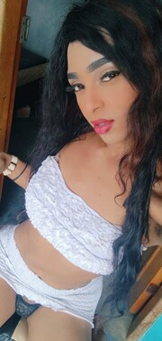 RICA MORENA DISPUESTA A COMPLACER TODA CLASE DE FETICHES SEXUALES Y FANTASÍAS - FOTO 1