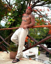 MACHO TATUADO CUERPO ATLÉTICO VERGÓN DOMINANTE POCOS DÍAS EN TU CIUDAD - FOTO 1