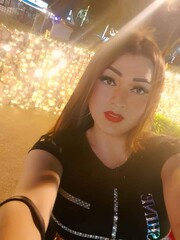 SOY UNA CHICA CALIENTE EXTROVERTIDA DISPUESTA A CUMPLIR TUS FETICHES - FOTO 3