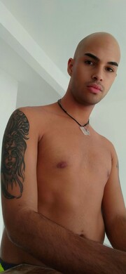 SOY UN CHICO GAY VERSÁTIL TODO TERRENO, ME GUSTA EL BUEN PARCHE, SOY REMORBOSO - FOTO 2