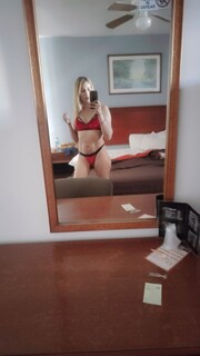 FLAQUITA JOVENCITA GÜERITA NALGONCITA CACHONDA BUENA ONDA MUY LIMPIA VAMOS AMOR - FOTO 1