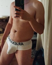 CHICO ALTO, DISCRETO, GUAPO, VAMOS MÁS ALLÁ DEL SEXO, TU MEJOR COMPAÑIA - FOTO 9