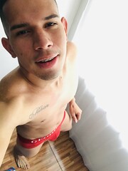 FLACO ATRACTIVO VERSÁTIL VERGON ARRECHO CON GANAS DE SEXO - FOTO 8