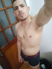 CHICO VENEZOLANO RECIÉN LLEGADO A TU PAÍS - FOTO 8