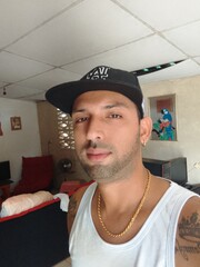 HOMBRE SERIO Y DISCRETO DISPUESTO A CUMPLIR TUS FANTASIAS SOLO MUJERES - FOTO 5