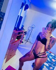HOLA MIS AMORES RECIÉN LLEGADA A MEDELLÍN CON GANAS DE VERGA QUE RICO UN PAISA - FOTO 5