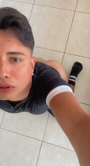 CULO CALIENTE ESTRECHO Y REDONDO, SOY TU BEBE QUIERO LECHITA - FOTO 8