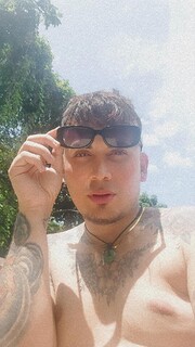 BLANCO Y TATUADO DE PASO. VRGA GRUESA Y CULO VELLUDO - FOTO 2